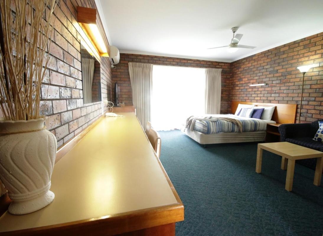 ג'ילונג Golden Palms Motel מראה חיצוני תמונה